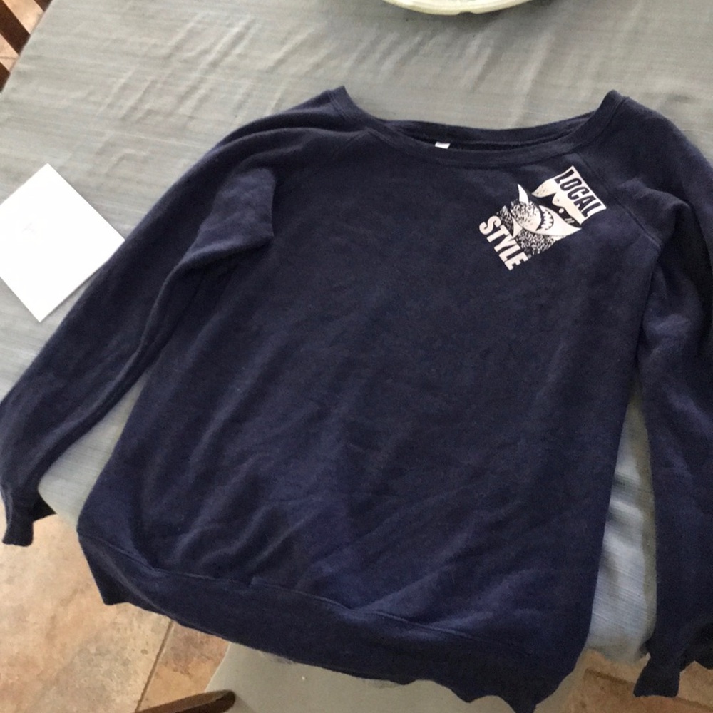 Santa Cruz sweater